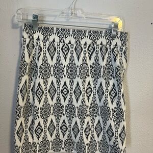 Black and White Midi Pencil Skirt for Cocktail